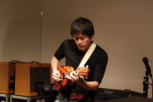 JAM_20111209_0052