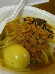 lontong ayam