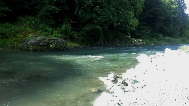 DSC_0018 (640x360)