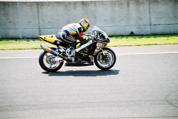 09