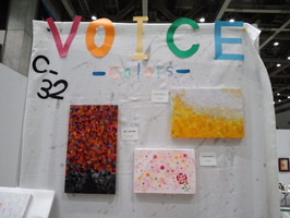 VOICE看板2。