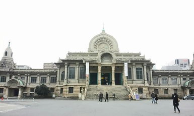 06
