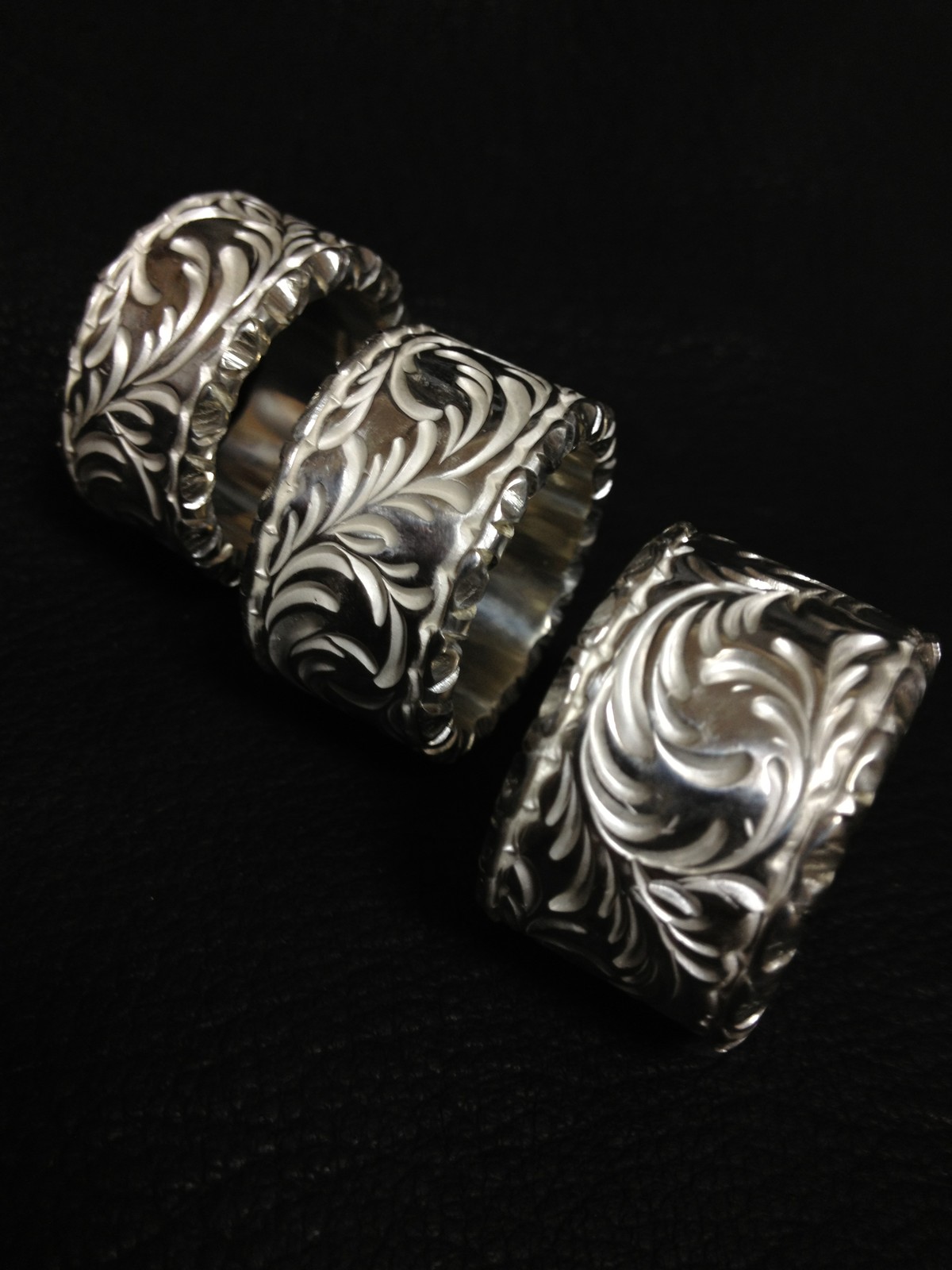 ノーチラスアートジュエリー　唐草バングル ノーチラス唐草バングル : Nautilus Art Jewelry (ノーチラス