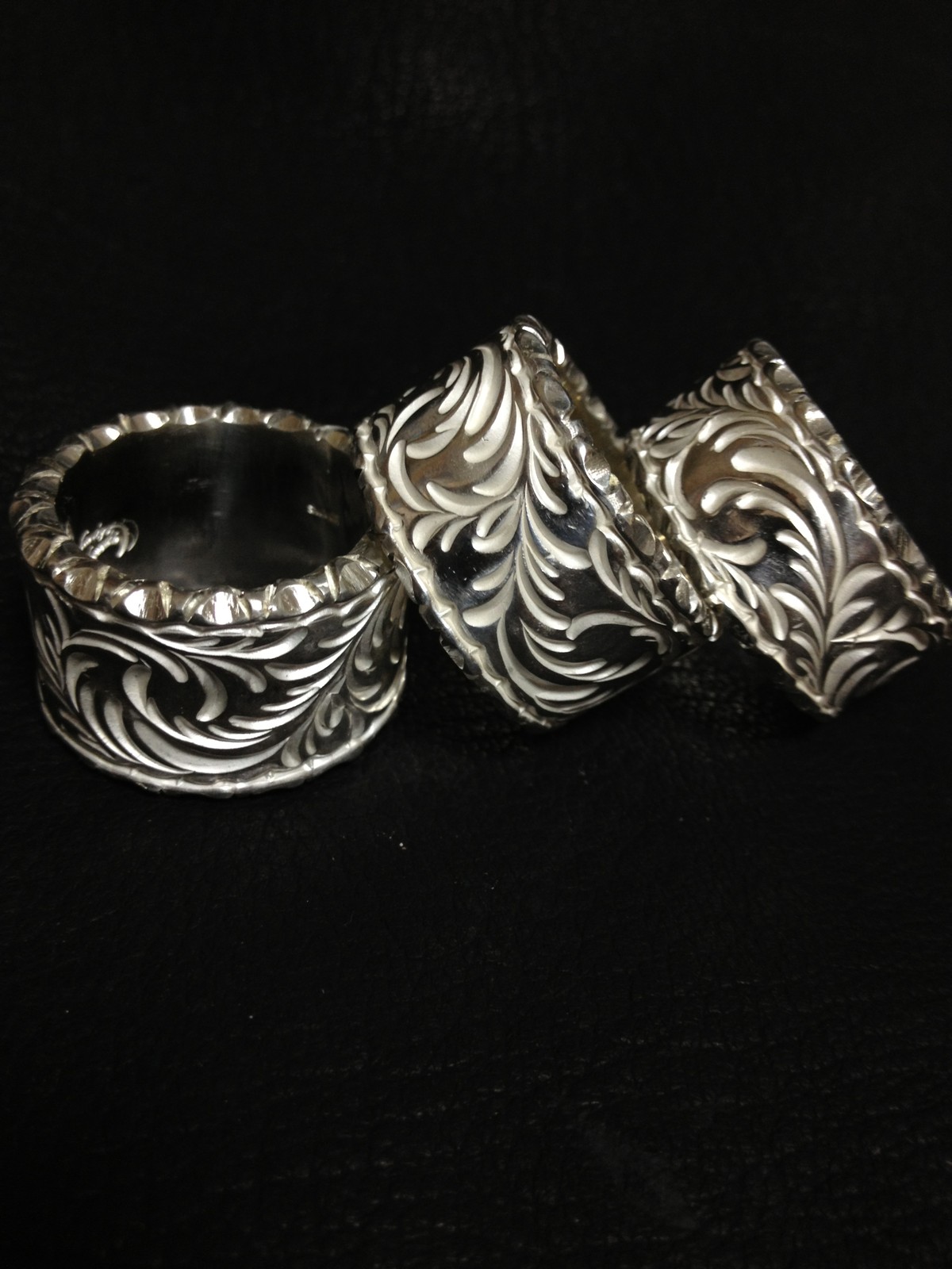 ノーチラスアートジュエリー　唐草バングル BANGLE／バングル – 【京都】ノーチラスアートジュエリー