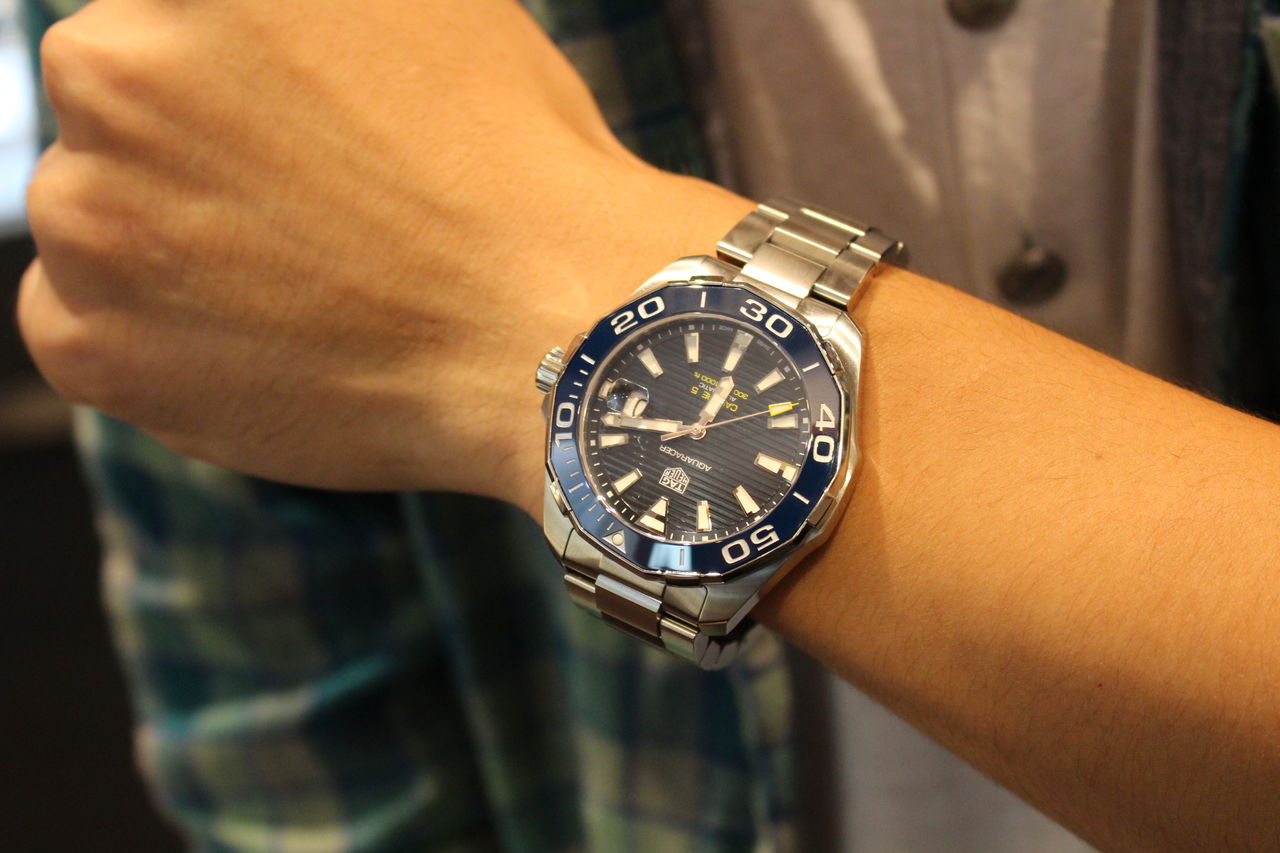 豪華ラッピング無料 【TAG HEUER】アクアレーサー キャリバー5