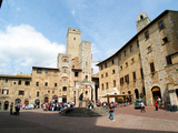 San Gimignano Cisterna����