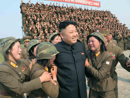 北朝鮮 女兵士