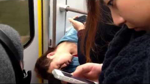 電車 迷惑行為