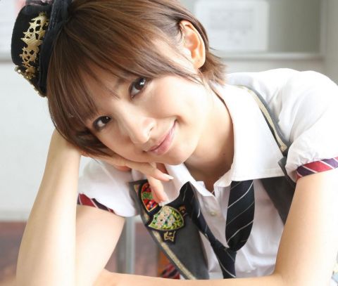 篠田麻里子