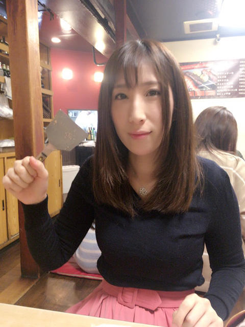 彩奈リナ