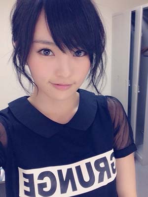 山本彩