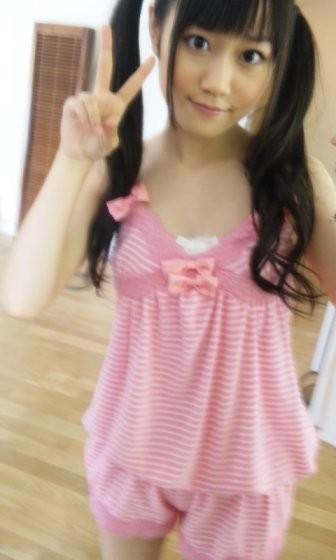 小倉唯 私服