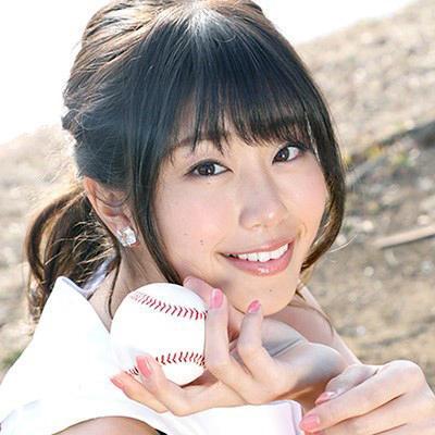 稲村亜美