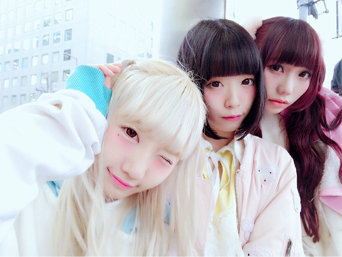 アイドル ハグ会