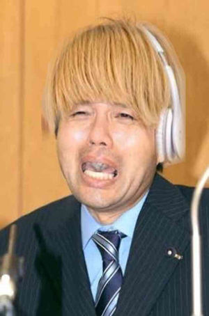 川谷絵音