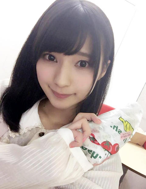 高野麻里佳
