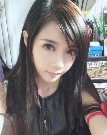 Girl001