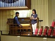 中央講堂でChiemiさんとKiyoさん