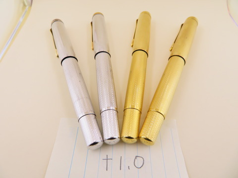 7390d022-s.jpg