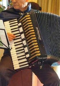 大田黒氏