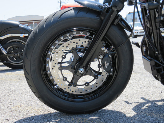 14XL1200X_BIGMACHINE_WHEEL7