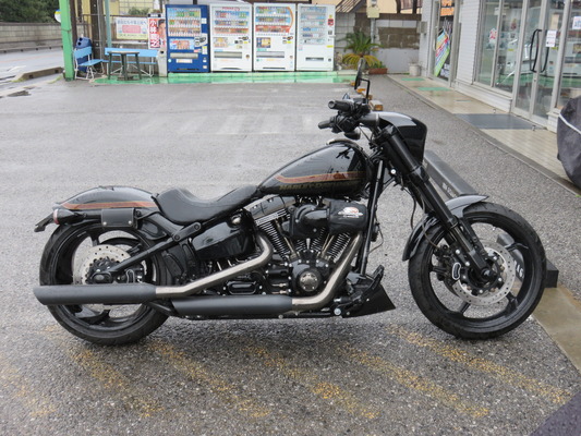 3a8a62b8-s.jpg