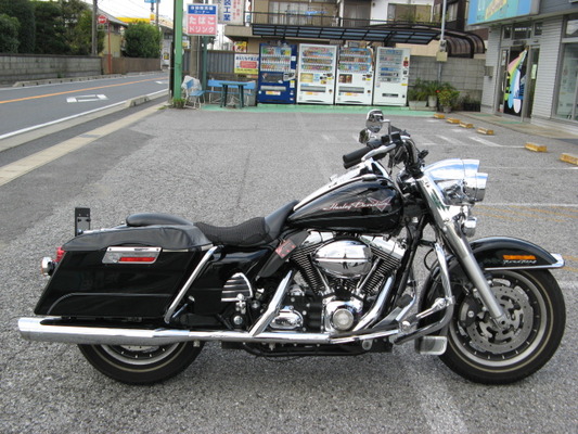 2008年式FLHR ロードキングのローダウン＆ハンドル交換