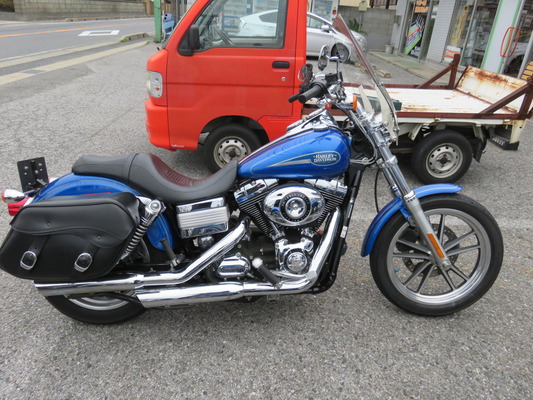 エンジンマウント交換の2台作業！！ : HarleyDavidsonパーツ