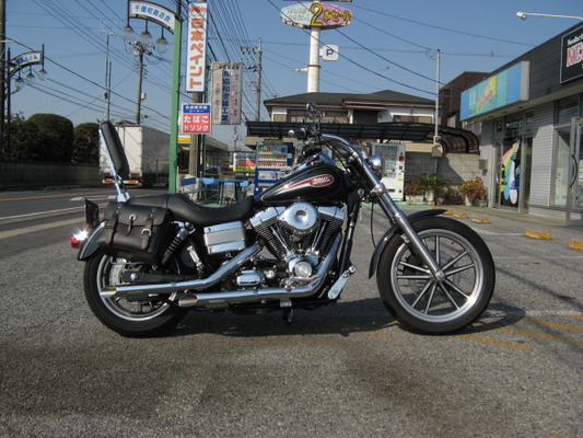 2006年式FXDL ダイナ・ローライダーのインナーチューブ交換