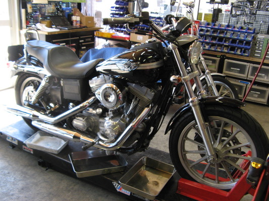 2003年式FXD ダイナの前後ブレーキ関係点検修理!! : HarleyDavidson