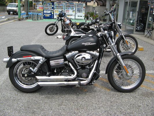 2006年式FXDB ダイナ・ストリートボブ ハンドル周り一式交換 