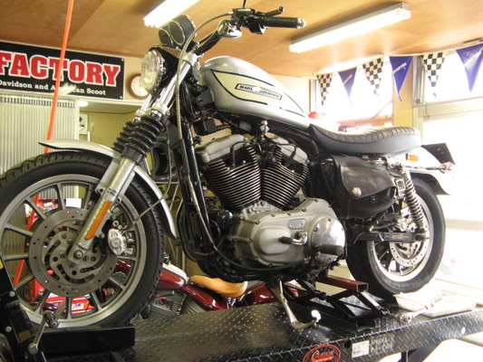 スポーツスター　スイッチ　クラッチ　ブレーキXL1200 2005年式 Harley Davidson 油圧ブレーキスイッチ:2004〜22年スポーツ