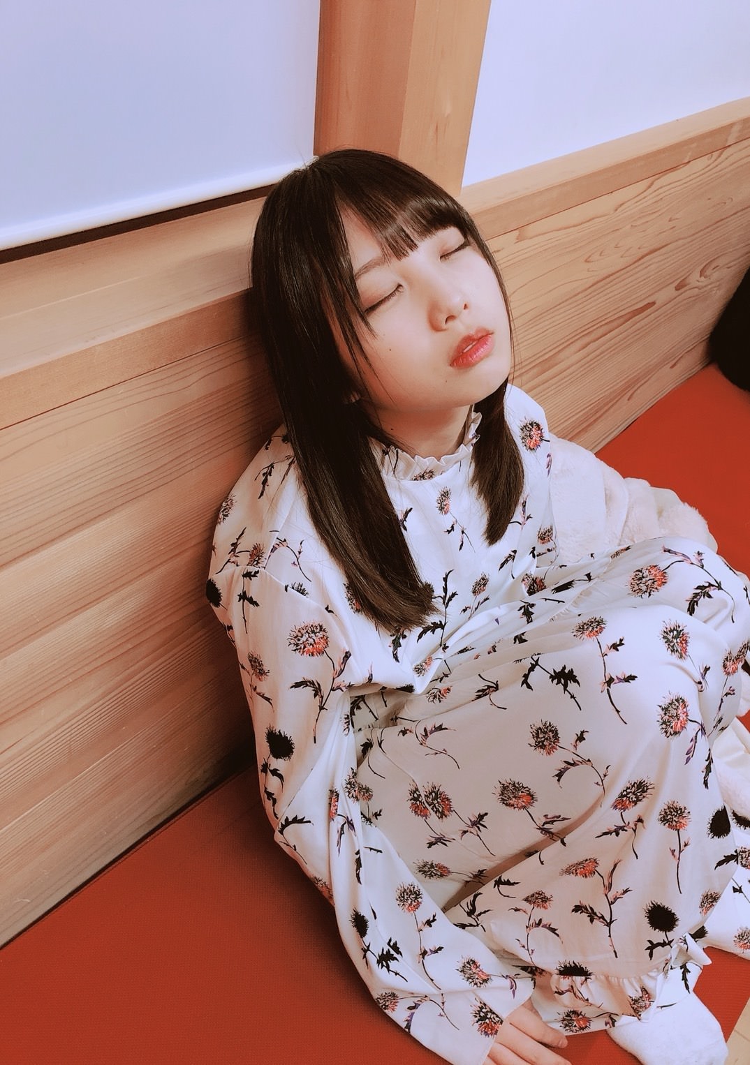 乃木坂46】与田ちゃんまた寝顔撮られてる。。。なんだこの可愛