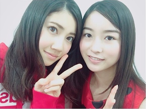 【乃木坂46】SKE48北川綾巴×佐々木琴子『FLASHスペシャル』現場での”2ショット画像”を公開!