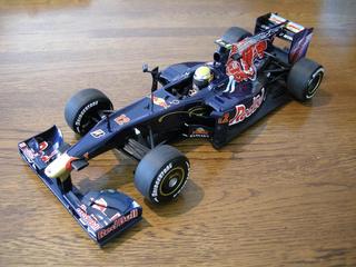 MINICHAMPS スカデリア・トロ・ロッソ STR4 1:18 1/18 SCUDERIA TORO