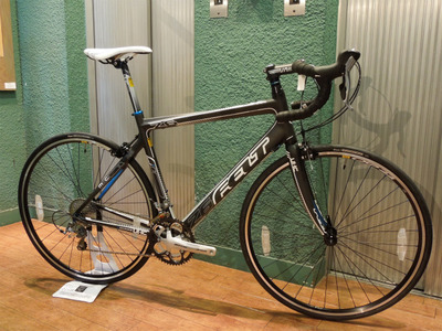 FELT Zシリーズ カーボンエントリーモデルZ6