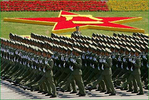 ネトウヨにゅーす。 : 中国人民☆解放軍「わが軍は共産党の軍。国軍化 ...