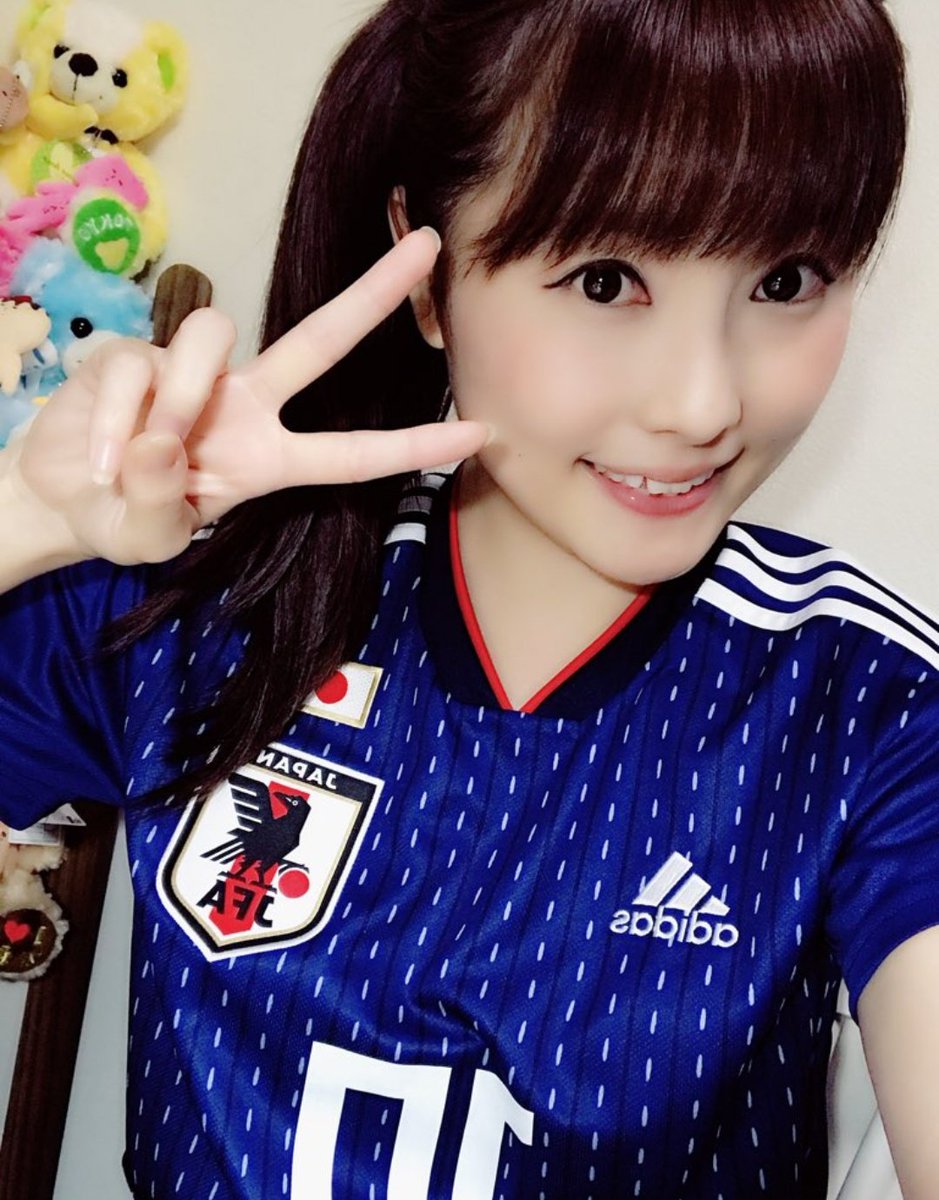 山口蛍っち人 綺麗な名前やなっち思って検索したらゴリラのようなたくましい男性やった ブラウンににとると思った トレンドニュースアワー