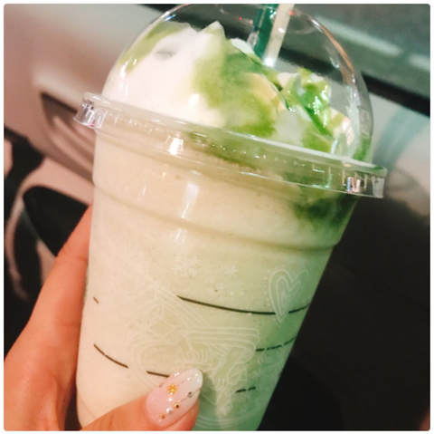 スタバ『抹茶ホワイトフラペチーノ』