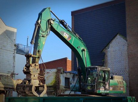 excavators-1247075__340