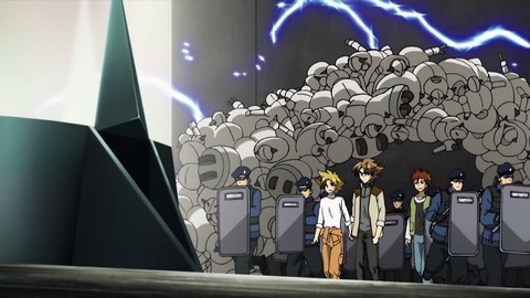1460856115405