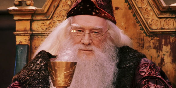 Dumbledore-Richard-Harris
