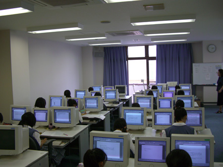 パソコンと中学生