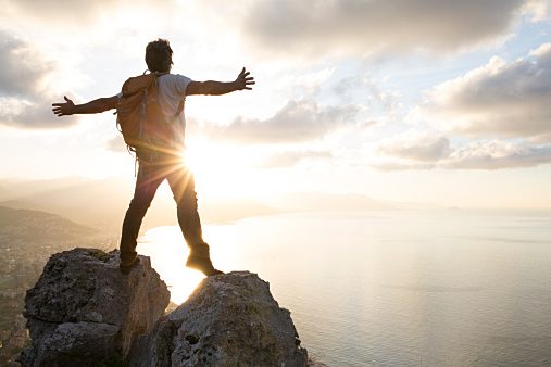 【悲報】普通の人生の難易度、高過ぎる・・・