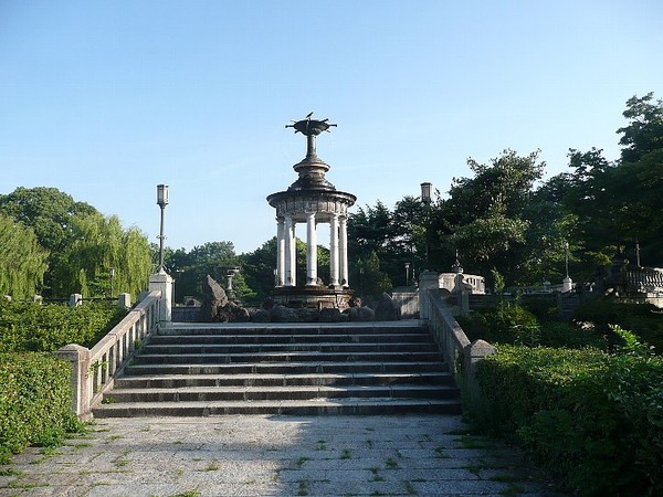 鶴舞公園