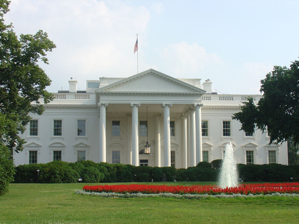 Whitehousetour_cropped