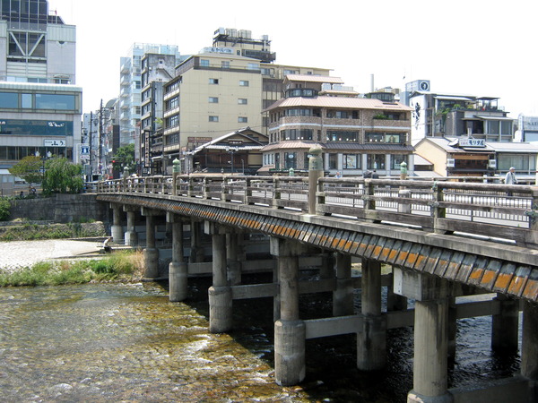 Sanjo6890