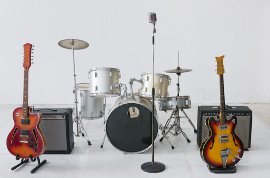 photodune-723900-musical-instrument-group-xs