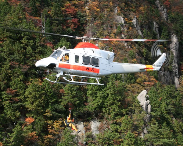 Bell_412_JA6767