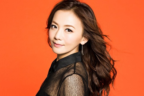 news_header_kaharatomomi_art20140811-1
